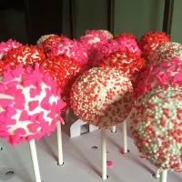 Snapdishの料理写真:#cakepops #valentines|jessmcdevさん