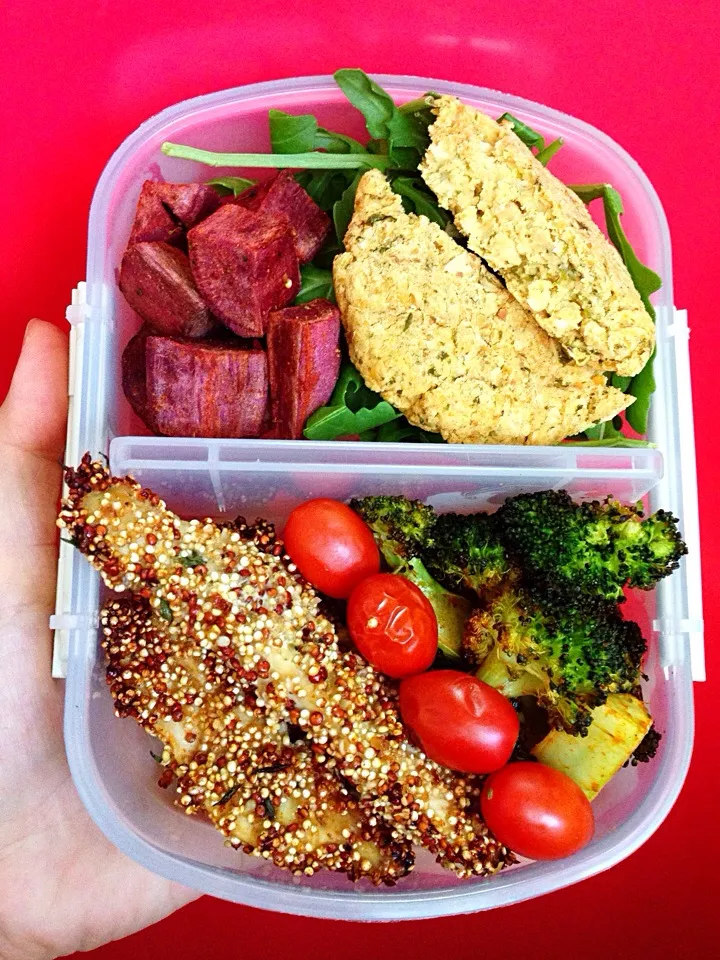 Today's bento with middle eastern influence. Baked falefel , quinoa-dukkah crusted chicken strips, gochujang roasted purple sweet potatoes and broccoli|coxiella24さん