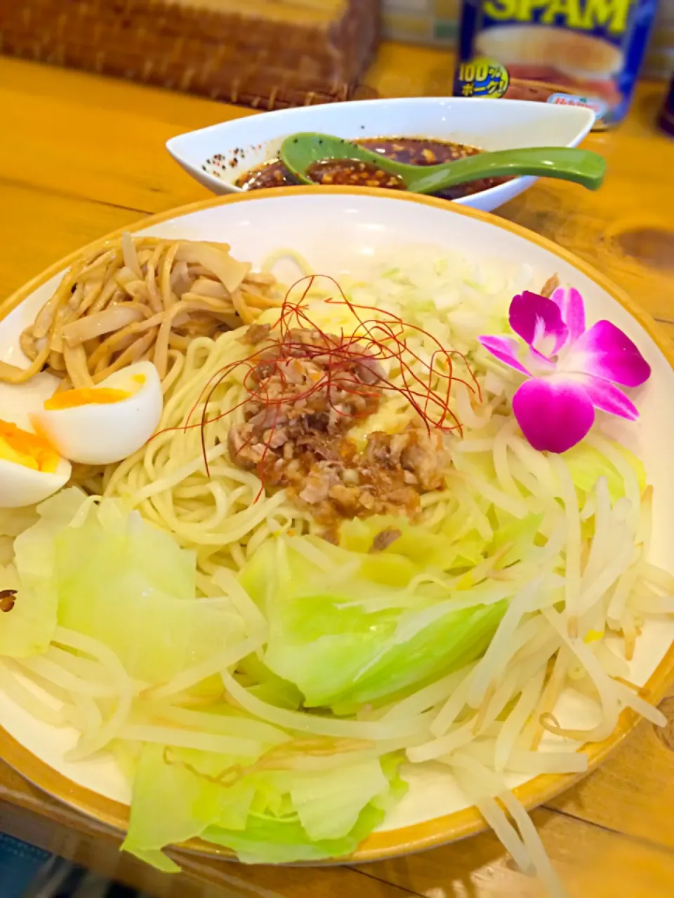 Snapdishの料理写真:ピリ辛まぜSOBA＋塩味玉|morimi32さん