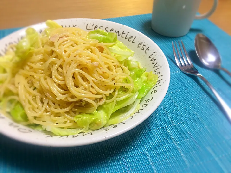 Snapdishの料理写真:春キャベツのペペロンチーノ|AAさん