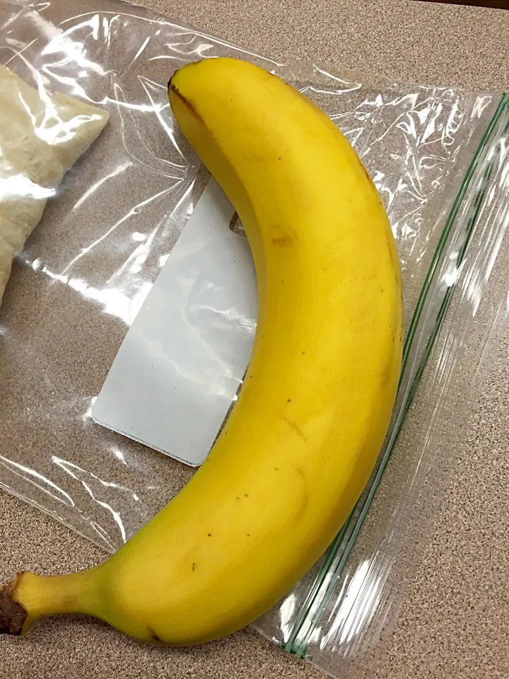 Banana for breakfast 4/27|Didi Duangさん