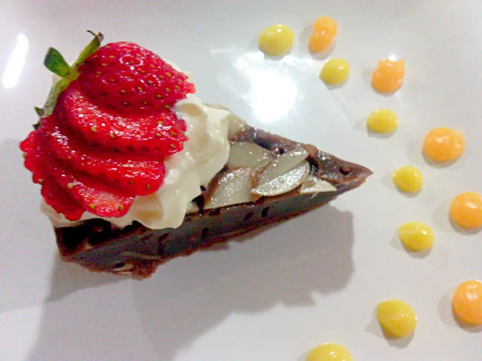 Chocolate Cake topped with whip/strawberry ©√√√|🌼 Pooja's Kitchenette 🌼さん