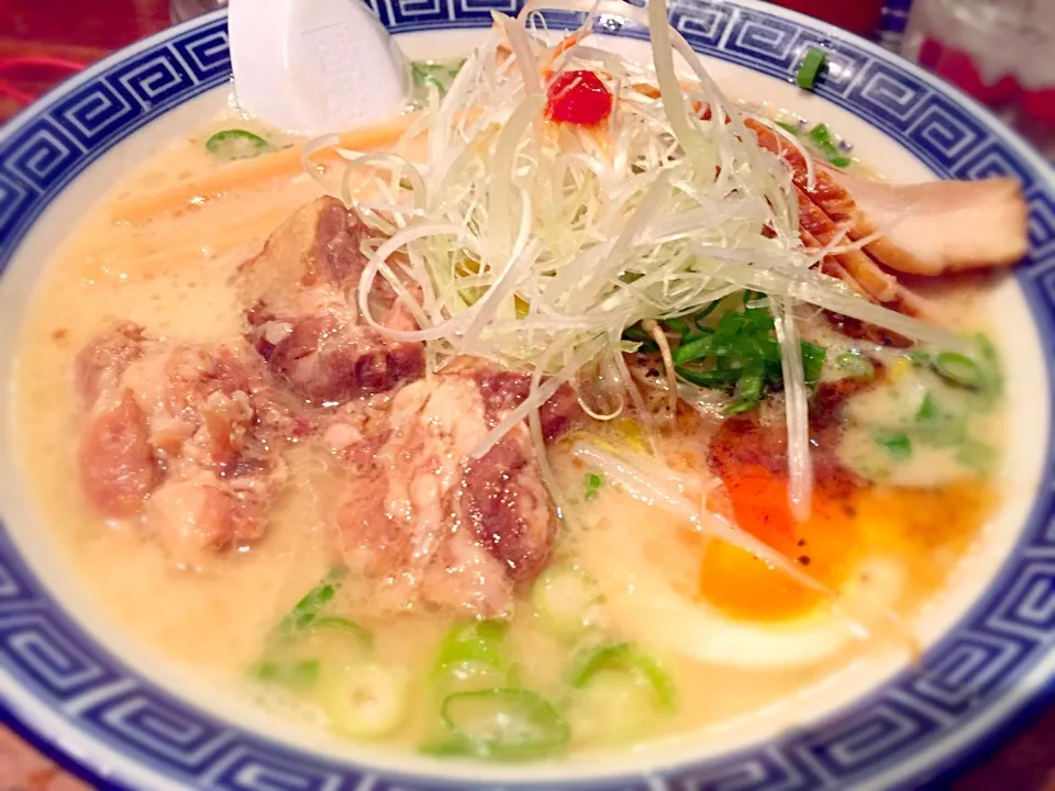 とろ肉ラーメン@まんねん(心斎橋)|かっちっさん