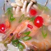 Snapdishの料理写真:Tom Yum Soup|Leo D.さん