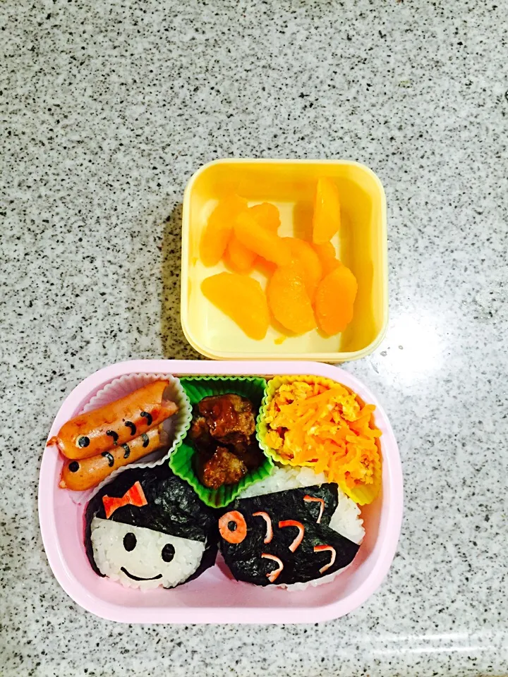 Snapdishの料理写真:子供の日 鯉のぼりおにぎり|あこさん