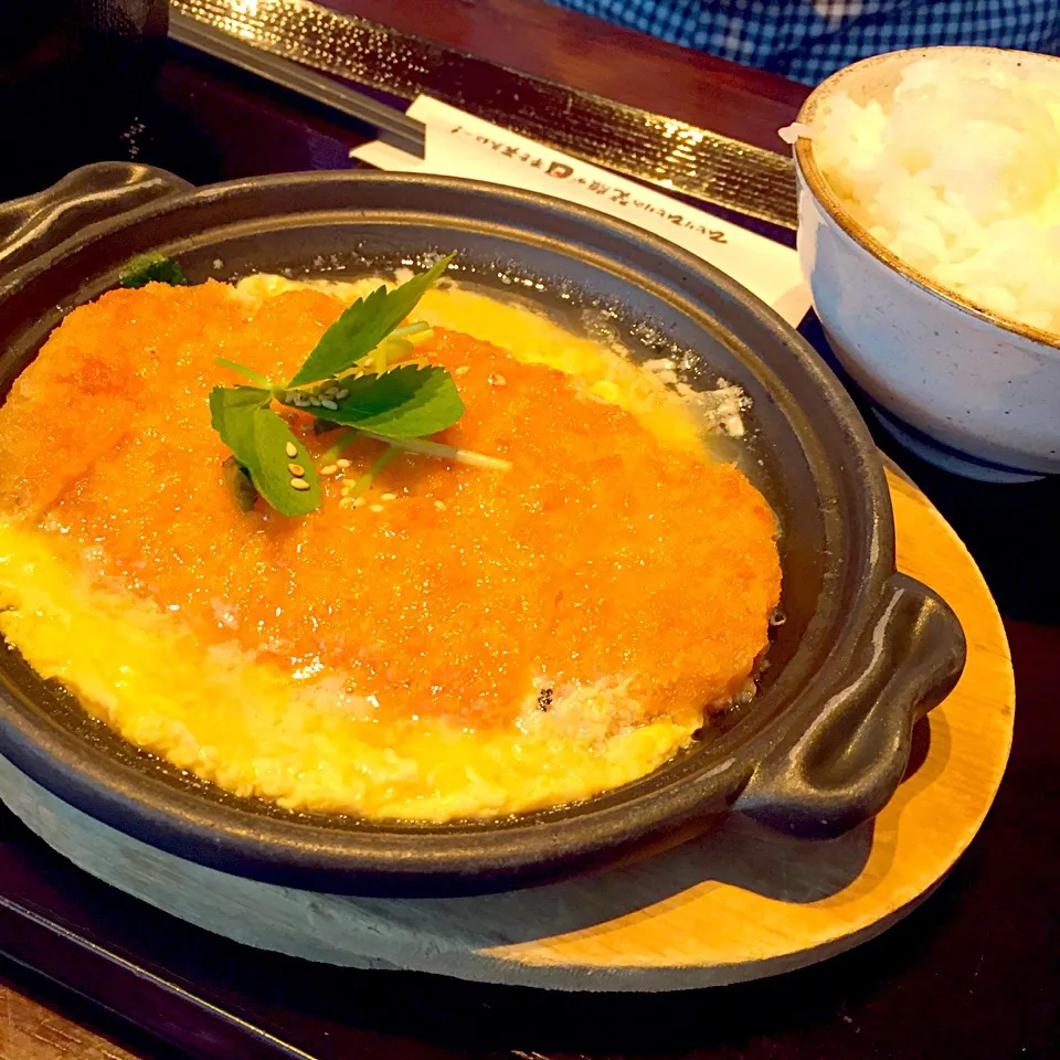 ルーセントタワーの中のどこかでランチ|ヨッチャンさん