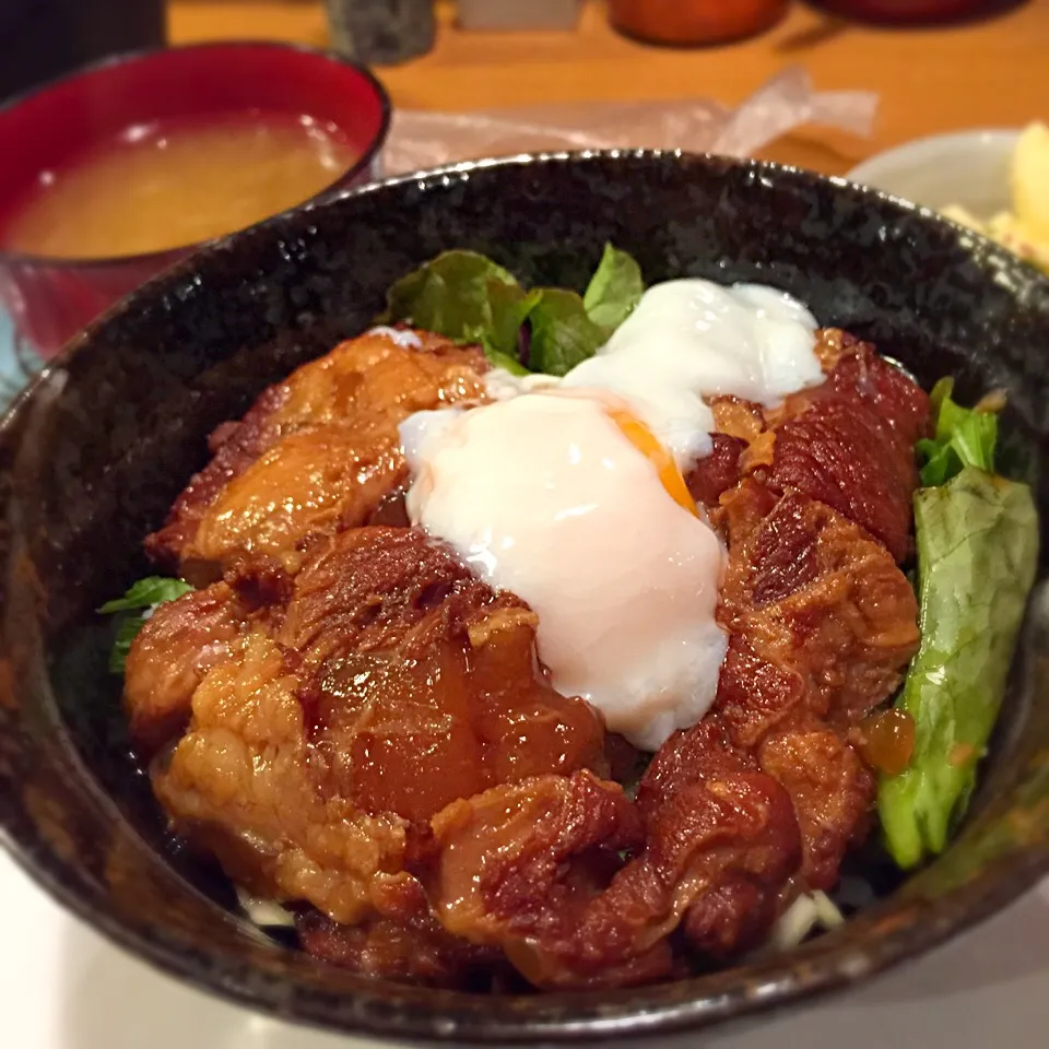 バラ軟骨とろとろ煮丼|ぱちねぇさん