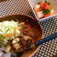 Snapdishの料理写真:キーマカレーと冷奴|ぽぽさん