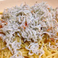 Snapdishの料理写真:しらすパスタ|Tom666さん