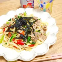 Snapdishの料理写真:焼うどん|みにさん