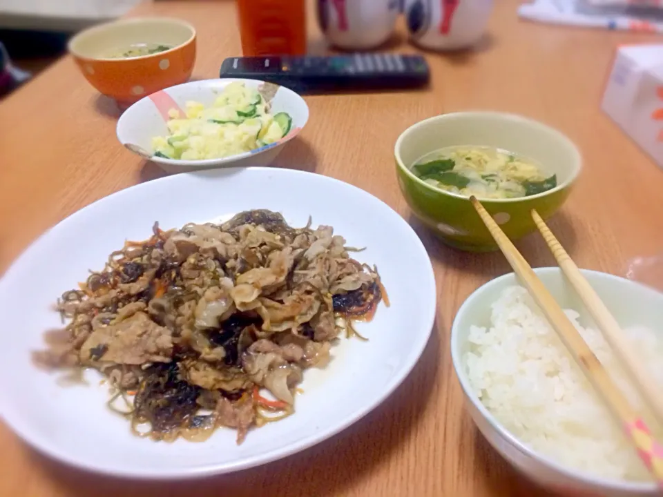 たまごスープ 豚肉と昆布の炒め物 ポテサラ|のんちゃんさん