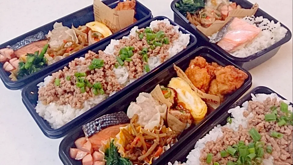 Snapdishの料理写真:長男弁当と次男部活弁当～母も仕事じゃ弁当🌵|Sayakaさん