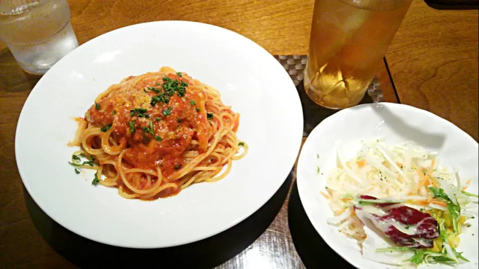 Snapdishの料理写真:☆ソルト＆ペッパーにて☆
４種のチーズトマトパスタ|田村 しおりさん