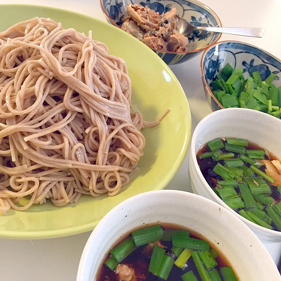 鯖缶&生ニラのつけ蕎麦|ヨッチャンさん