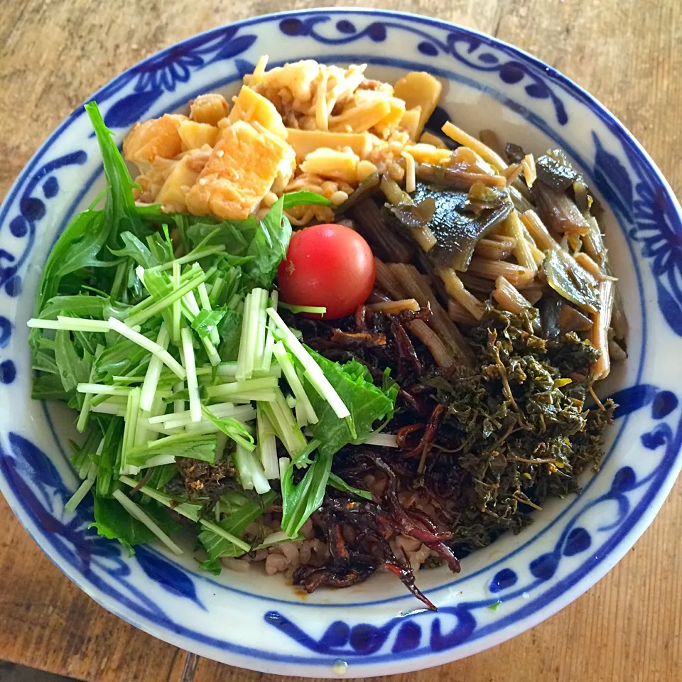 Snapdishの料理写真:煎り豆雑穀玄米ご飯の丼‼︎|Yoshinobu Nakagawaさん