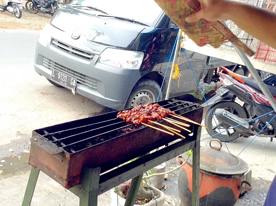 Sate Babi|Bambang Budiono Tjioさん