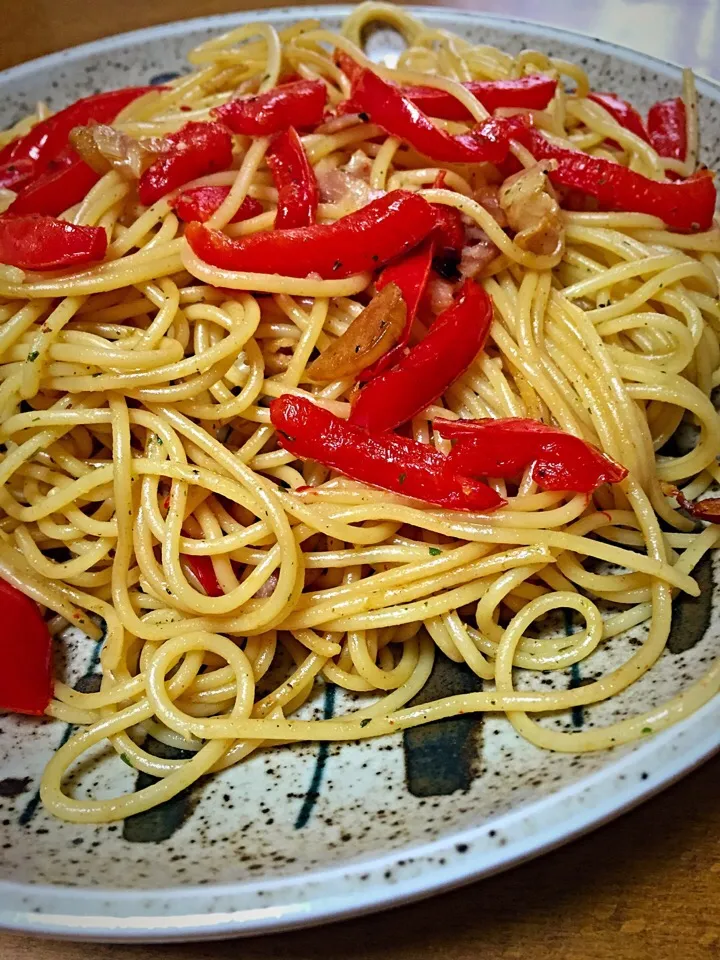 ベーコンとパプリカのいしりパスタ|がっし〜さん