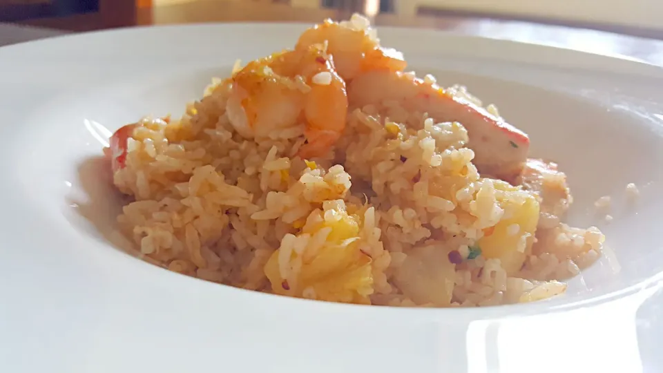 Fried rice with Pineapple Shrimp and Crab!|kellzさん