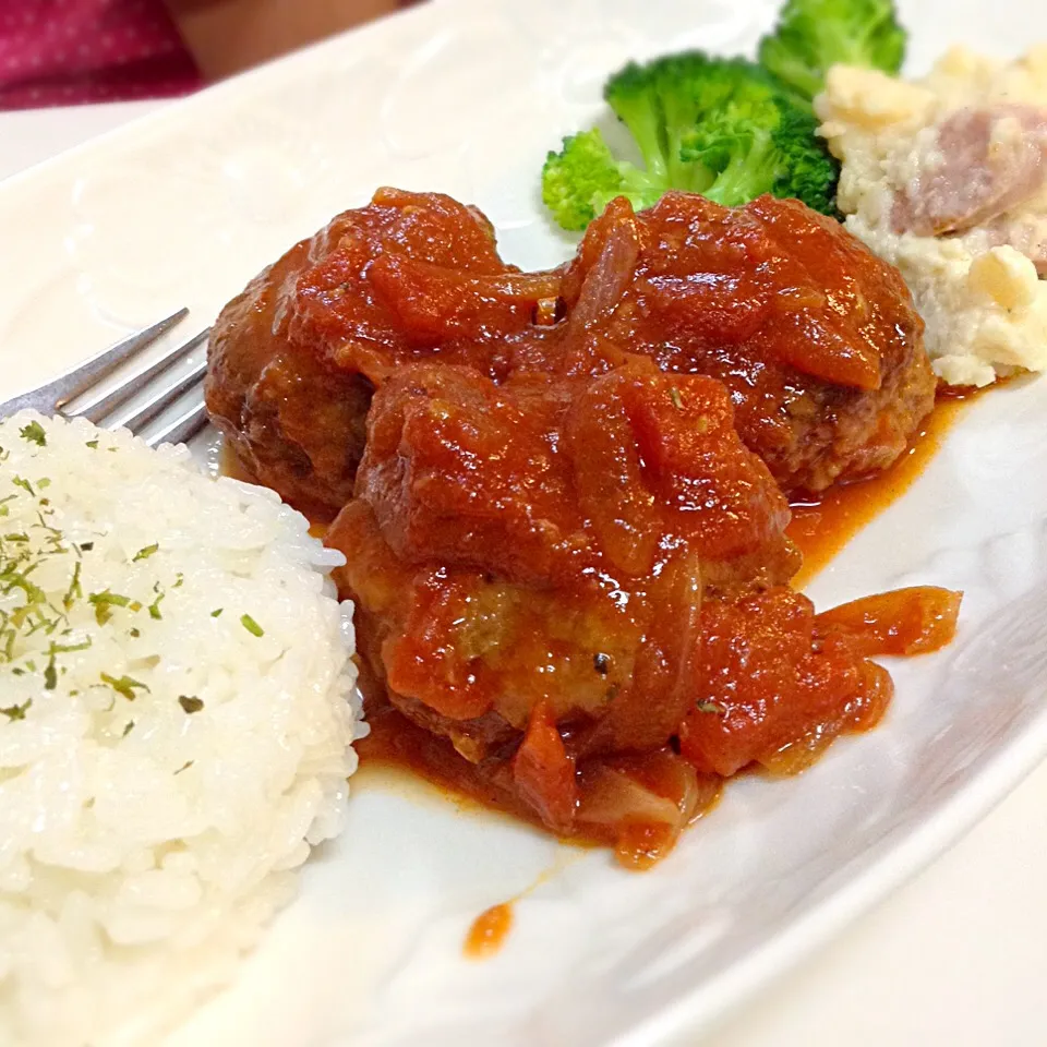 昨日のおゆはん〜 ハンバーグトマトソース煮|yukoさん