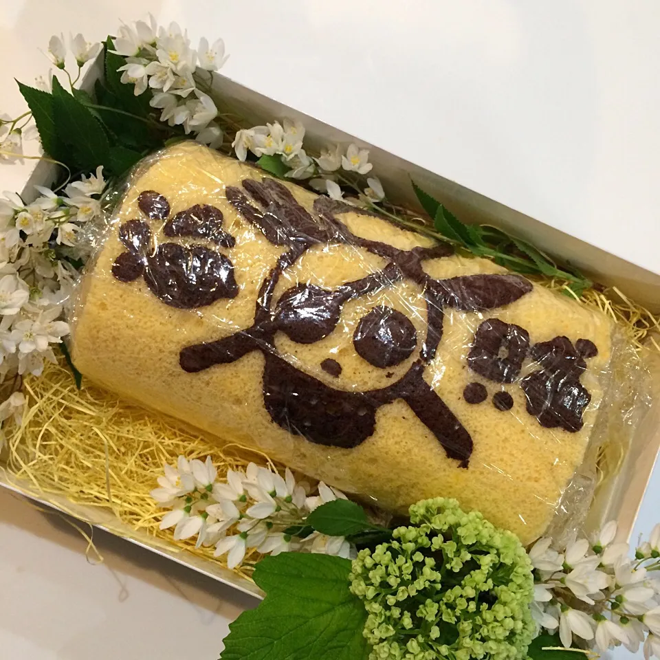 Snapdishの料理写真:海賊デコロールケーキ|manacocoさん