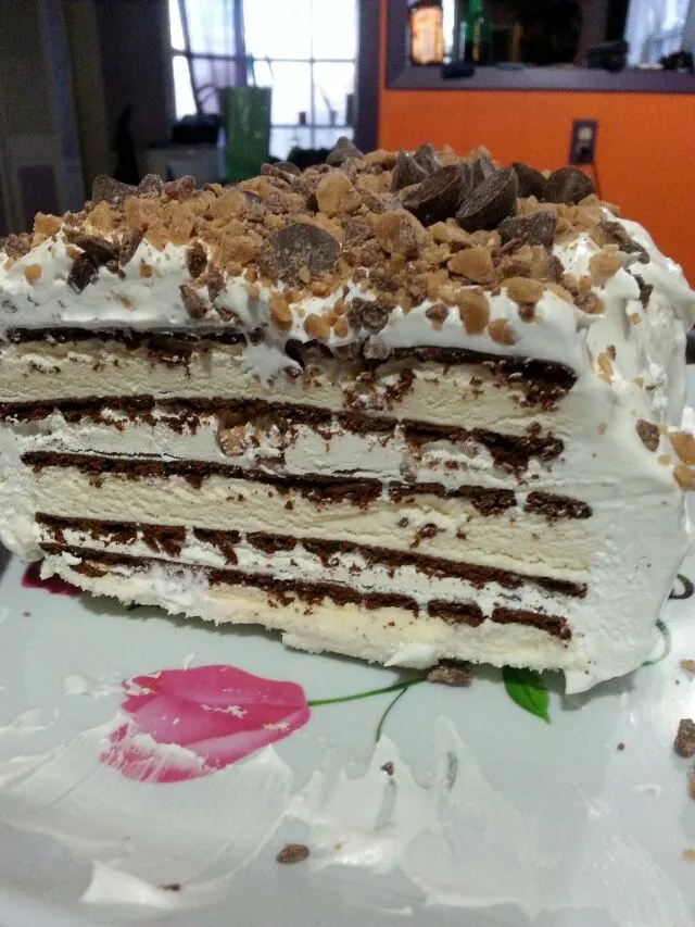 ice cream sandwich cake for my daughter's birthday! !|Polly Gelfusoさん