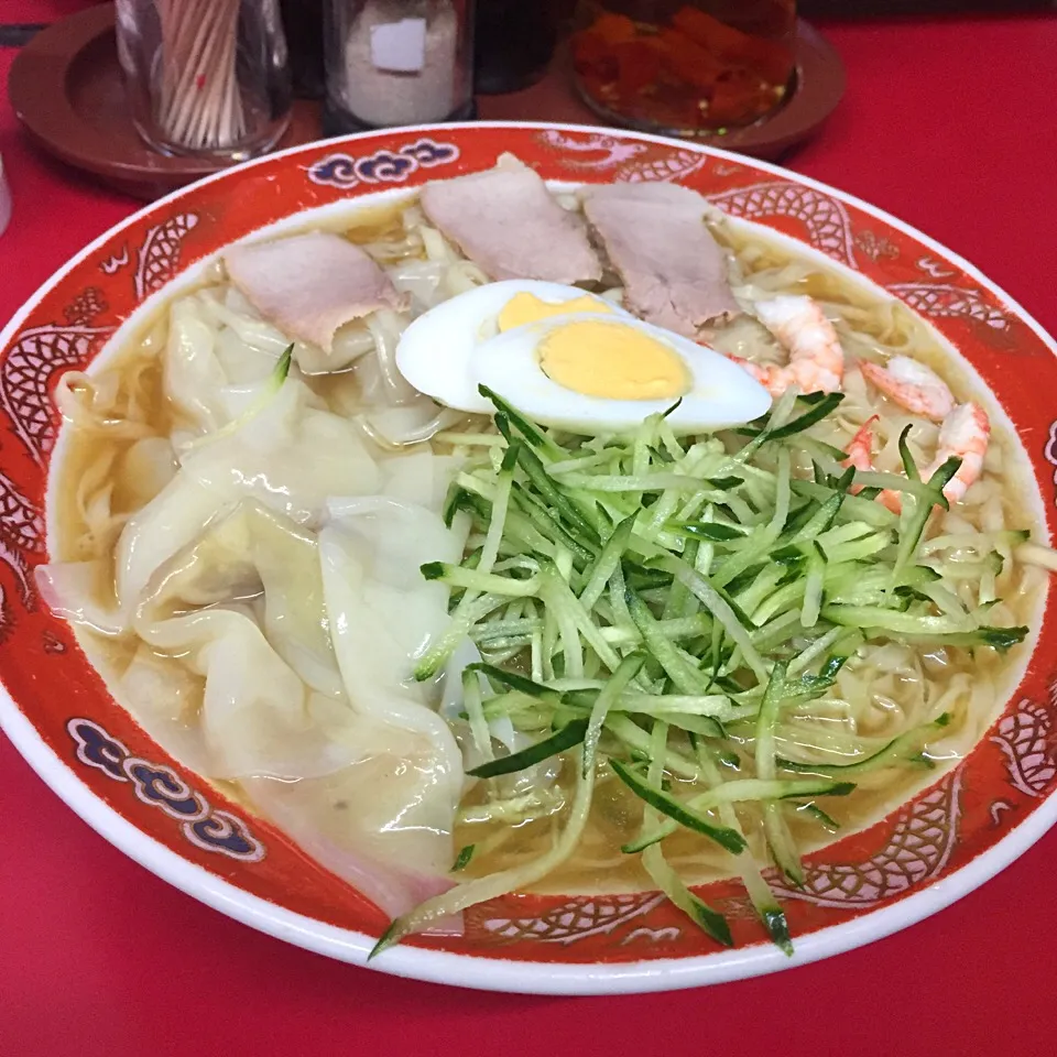 Snapdishの料理写真:冷麺ワンタン入り大盛り|Mr Tさん