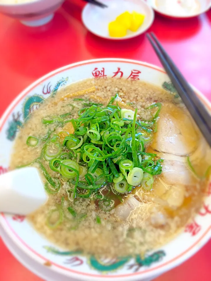 魁力屋 特製背脂醤油ラーメン|Kieさん