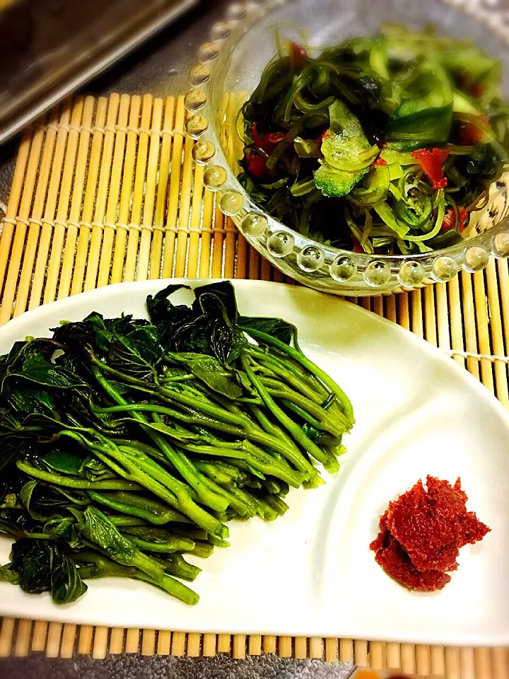 Steamed Camote Tops and Sea Vegetable Salad|Laarni Nabongさん