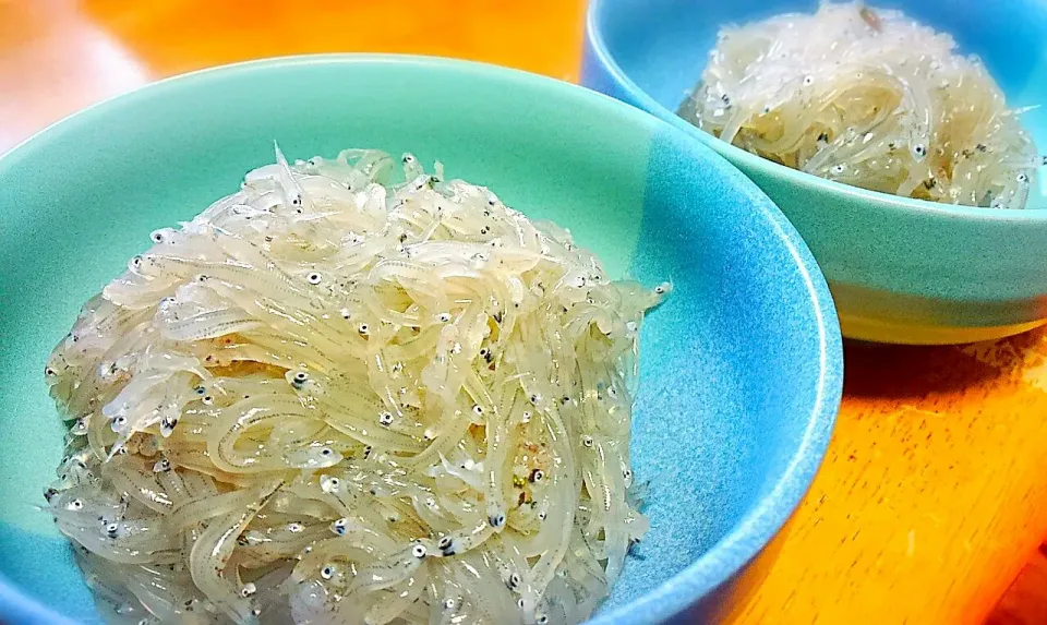 やっぱり、ニンニク醤油で💕生しらす😋|きゅうちゃんさん