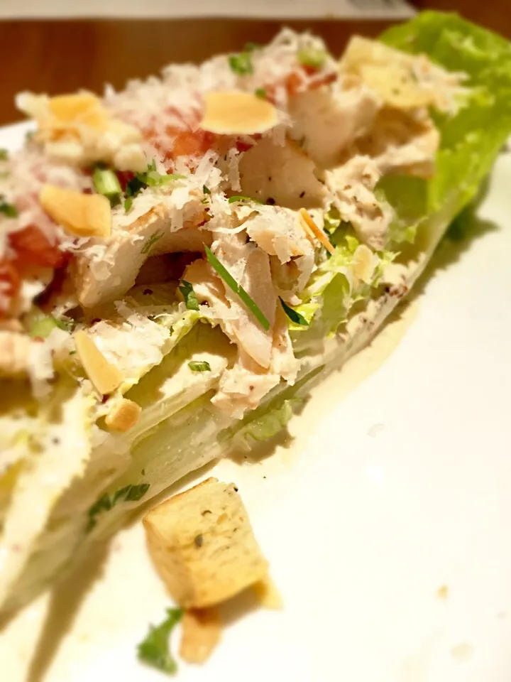 Caesar Salad with Chicken Meat|Sam: photos by iPhoneさん