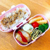 Snapdishの料理写真:2015.4.30年長娘弁当。|ぽにこさん