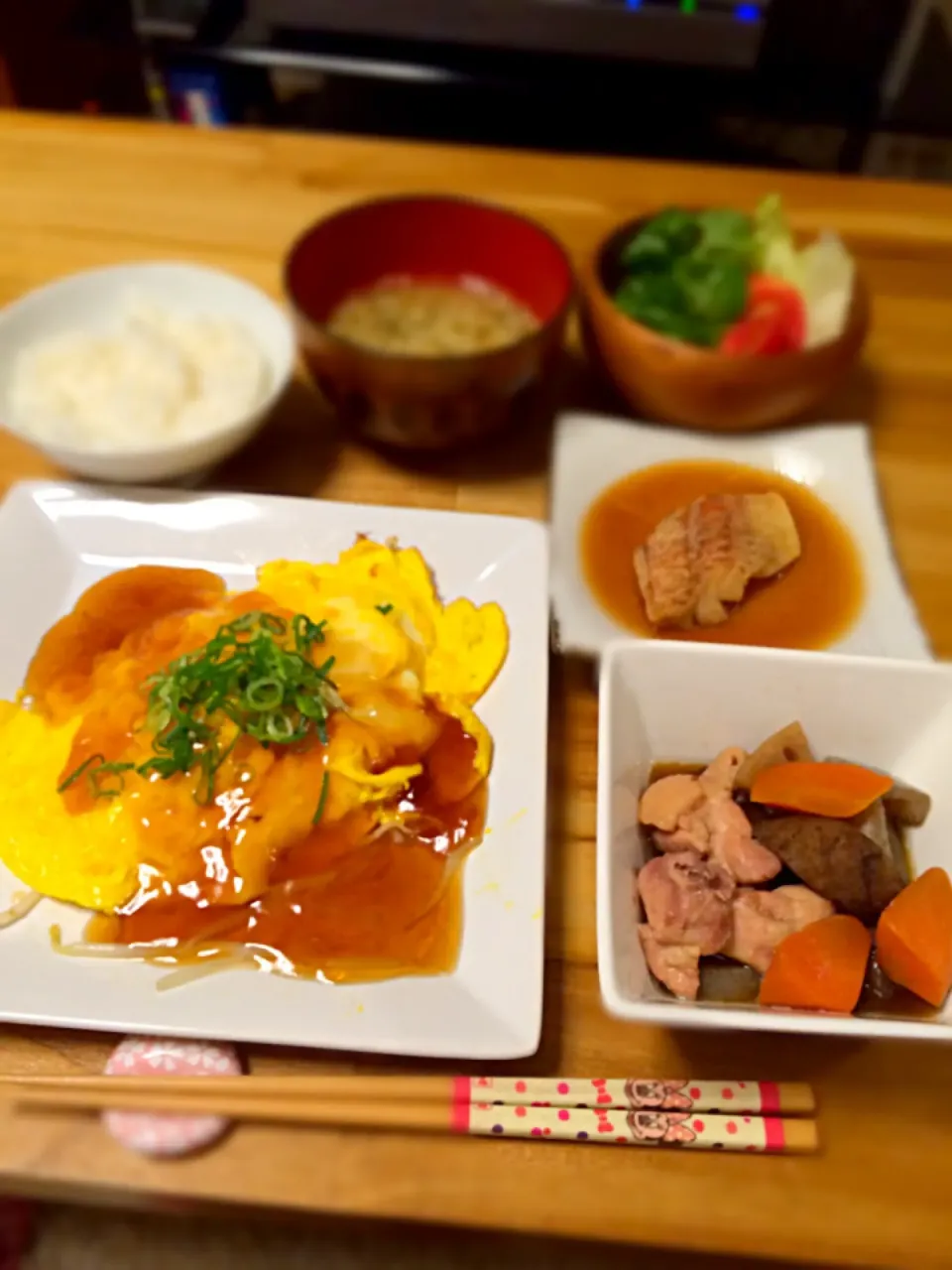 Snapdishの料理写真:もやしの卵中華あんかけと、筑前煮ｸﾞｯ!(•̀ᴗ•́)و ̑̑|うーろんさん