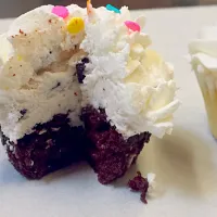 ice cream cupcake|sarah kangさん