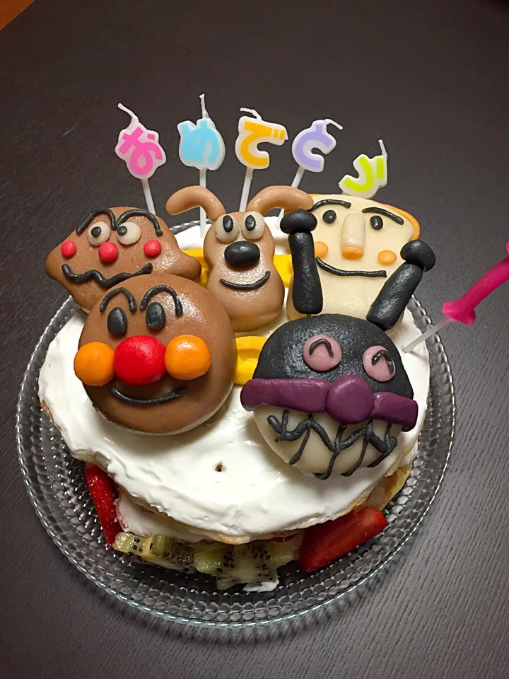 Snapdishの料理写真:1歳のお誕生日ケーキ|アルウタさん