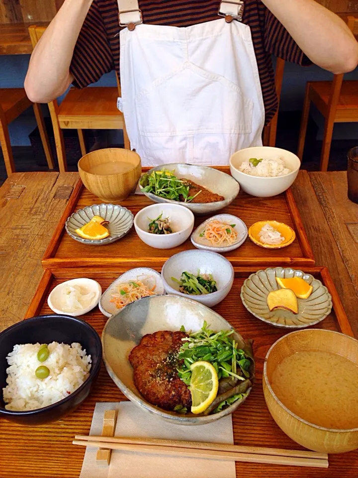 Snapdishの料理写真:近場で、カフェランチ。|Shonen  Kobayashiさん