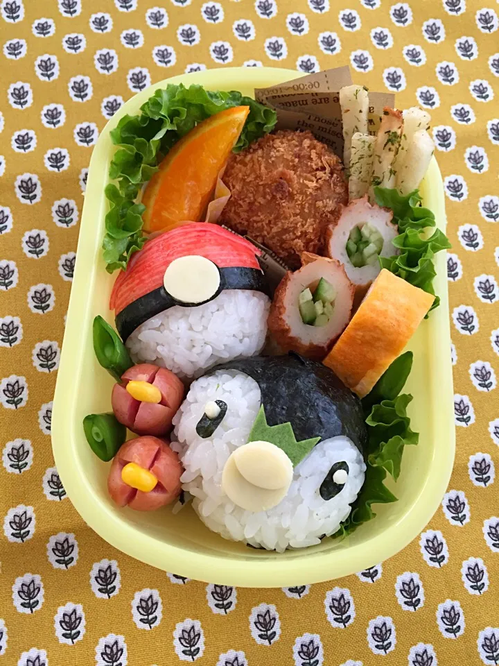 今日は歓迎遠足٩(ˊᗜˋ*)و  ポッチャマ＆モンスターボールのおにぎり弁当♪|Junkoさん