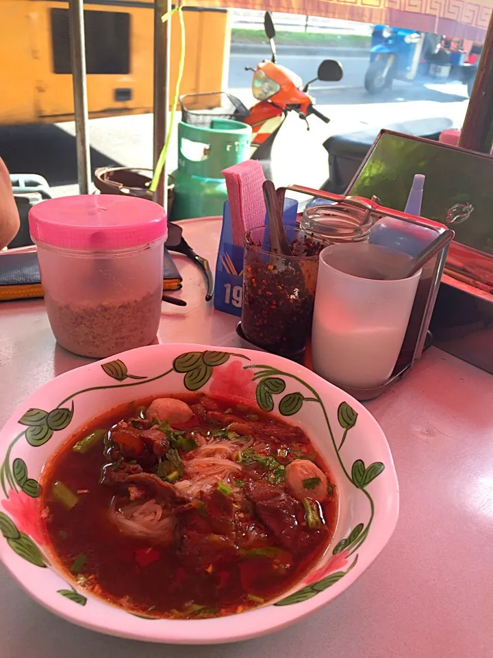 thai beef noodles|hweeyhさん