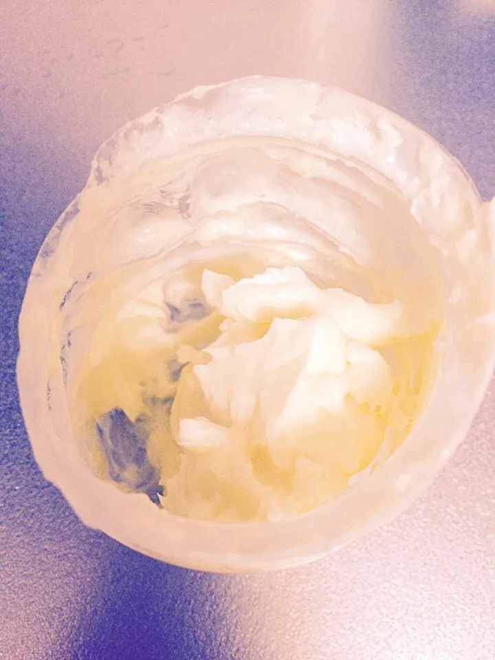 Snapdishの料理写真:手作りバターHomemade butter|Hiroさん