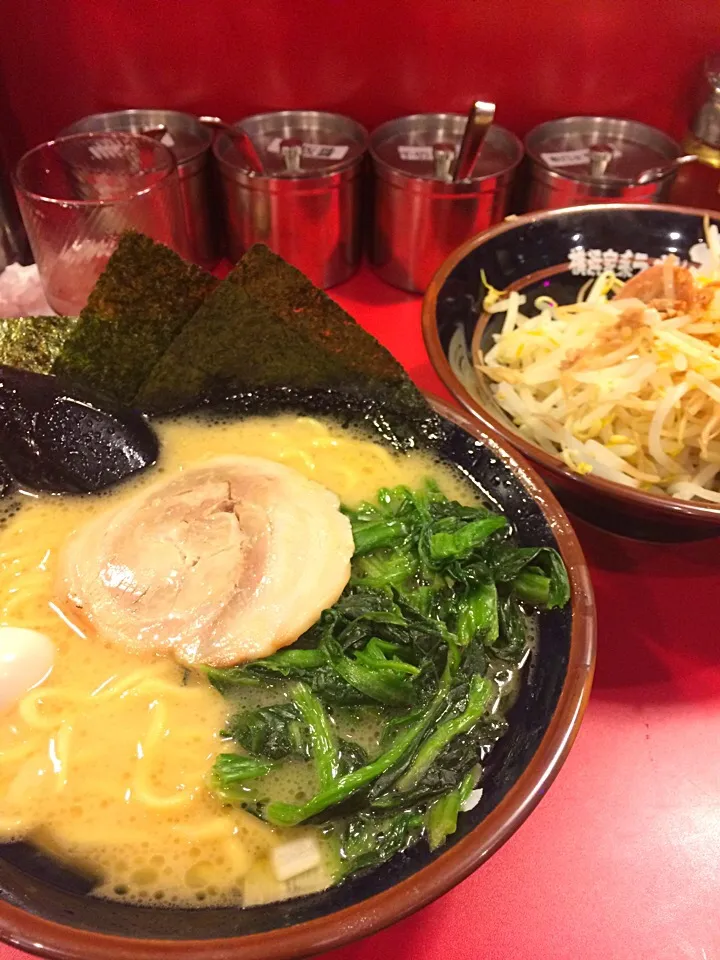 連休スタートはラーメンから😃💕横浜家系ラーメン大和家 府中|モモさん