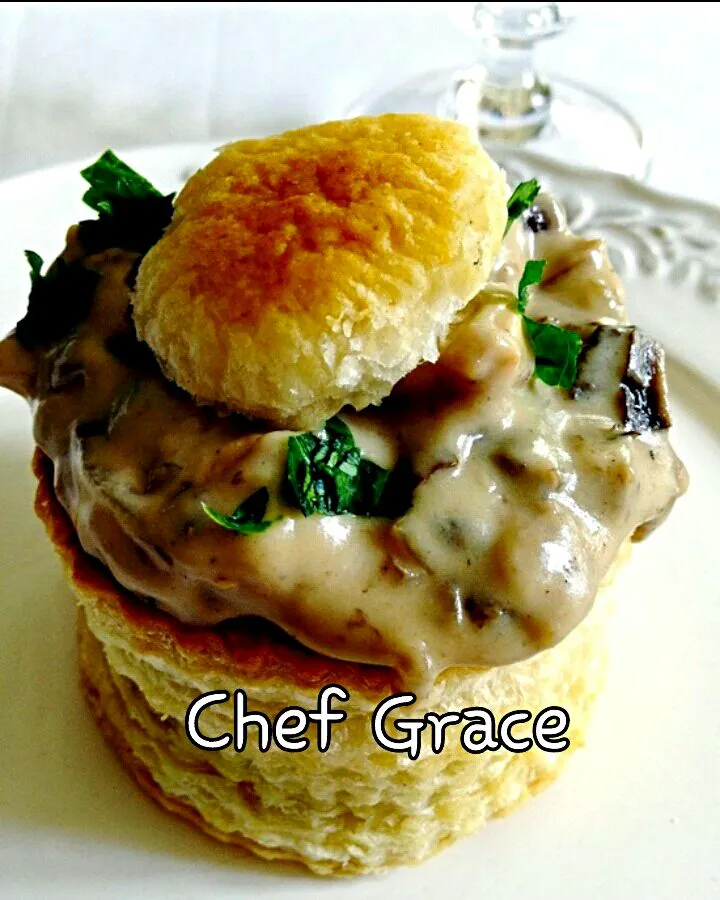 pot pie with chicken white wine bechamel mushrooms|graceさん