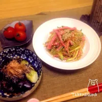 Snapdishの料理写真:海藻麺の中華サラダ、蒸し茄子、ミニトマト🍅