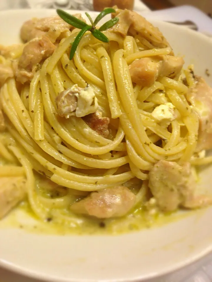 Chicken and pesto linguine|Sayakaさん