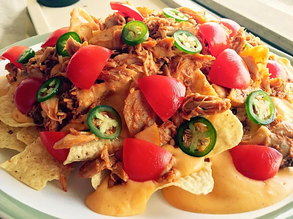 BBQ Pulled chicken & Apple nachos|Chef Ampさん