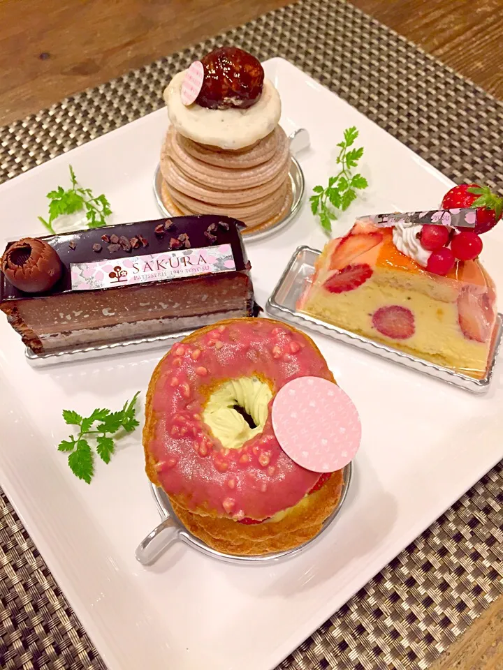 お誕生日のケーキ🍰色々💕|まみりんごさん