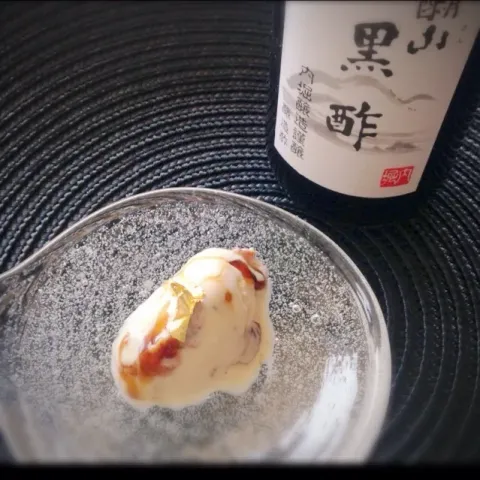 「臨醐山黒酢（360ml）」を使ってみたSnapdishの料理・レシピ写真:臨醐山黒酢ソースでアイスクリーム #ice cream KUROZU source