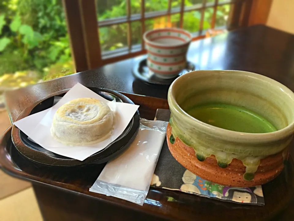 かさの家 抹茶セット（梅ヶ枝餅）|植松幸信さん