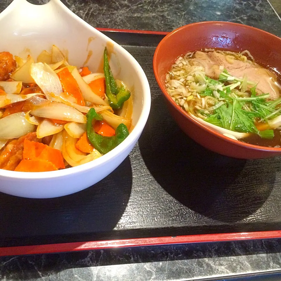 Snapdishの料理写真:酢豚丼とミニラーメン|kakoさん