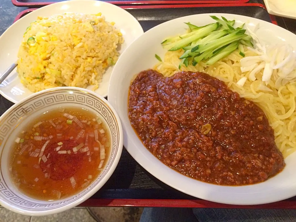 じゃーじゃん麺と、ミニチャーハン|kakoさん