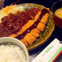 Snapdishの料理写真:味噌とソースのハーフハーフ