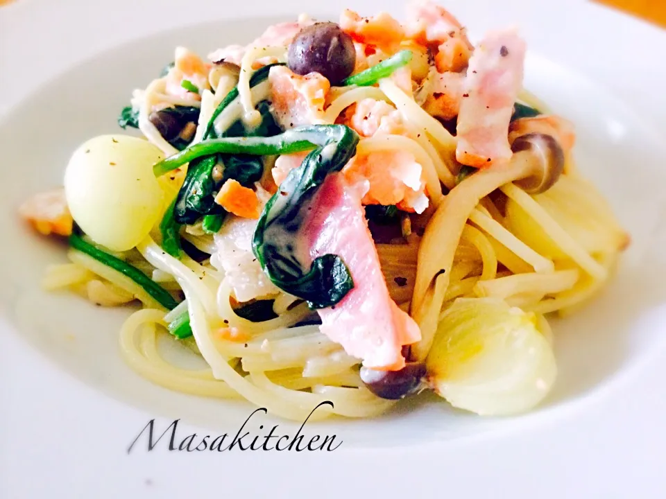 Salmon,spinach&muchrooms cream pasta|Masakiさん